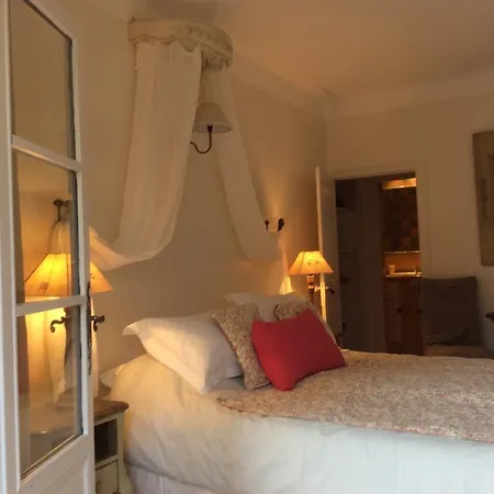 Clos Des Iris Otel Moustiers-Sainte-Marie